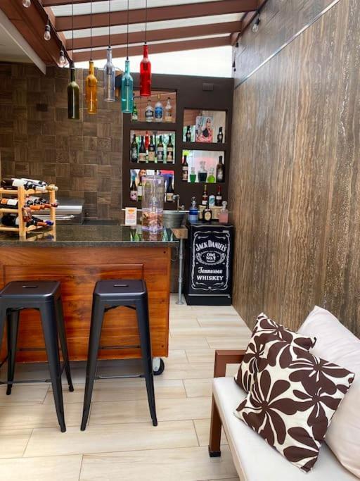 Airport Sjo Residence - Edward & Familia Inn Río Segundo エクステリア 写真