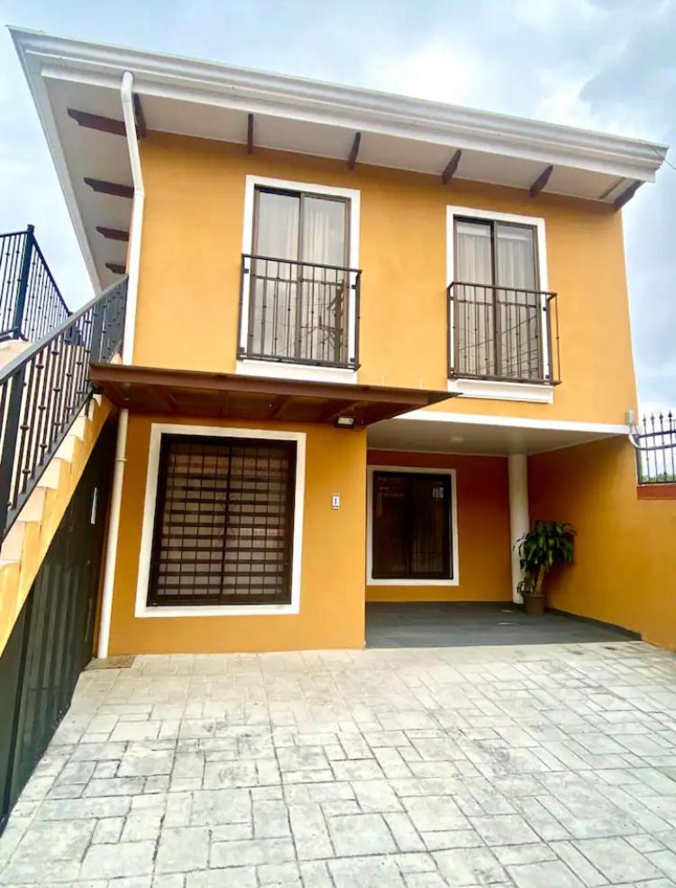 Airport Sjo Residence - Edward & Familia Inn Río Segundo エクステリア 写真