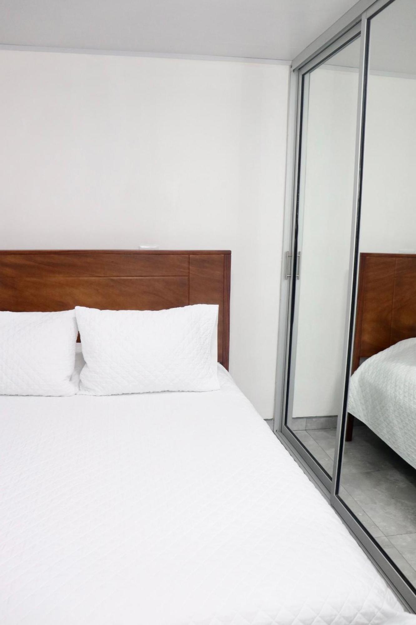 Airport Sjo Residence - Edward & Familia Inn Río Segundo エクステリア 写真
